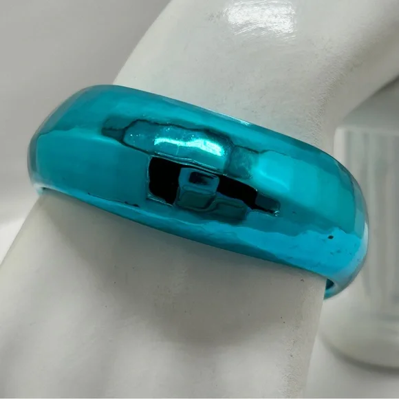 Vintage Blue Metallic Asymmetrical Shiny Bangle Bracelet, Acrylic, 1980’s - Picture 3 of 3